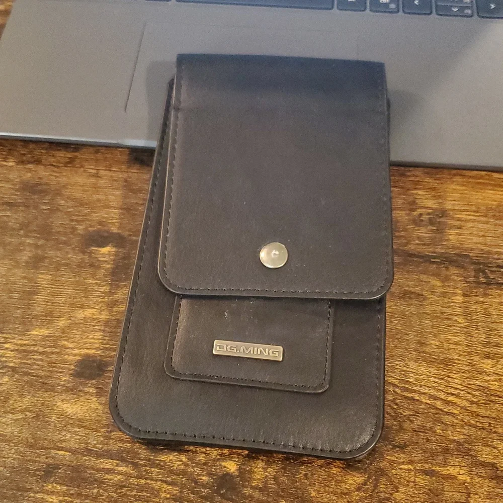 Lot of Gently Used Phone Cases, phone Belt Cases, etc. for resell